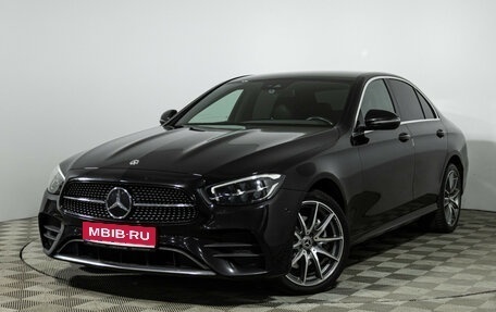 Mercedes-Benz E-Класс, 2021 год, 4 849 000 рублей, 1 фотография