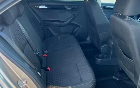 Skoda Rapid I, 2018 год, 1 800 000 рублей, 7 фотография