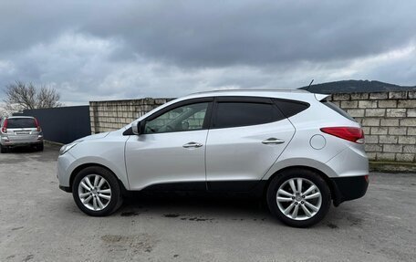 Hyundai ix35 I рестайлинг, 2013 год, 1 580 000 рублей, 3 фотография