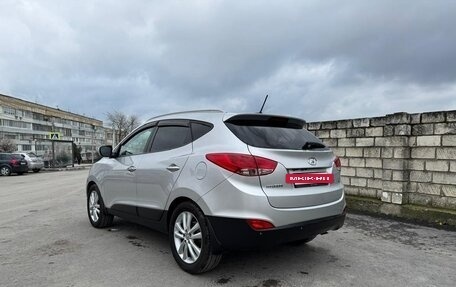 Hyundai ix35 I рестайлинг, 2013 год, 1 580 000 рублей, 4 фотография