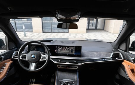 BMW X7, 2022 год, 10 990 000 рублей, 2 фотография