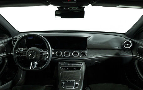 Mercedes-Benz E-Класс, 2021 год, 4 849 000 рублей, 13 фотография