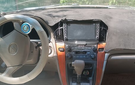 Lexus RX IV рестайлинг, 2000 год, 700 000 рублей, 2 фотография