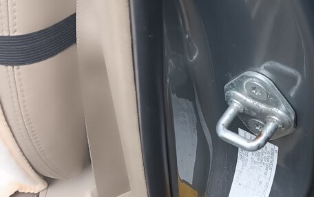 Lexus RX IV рестайлинг, 2000 год, 700 000 рублей, 8 фотография