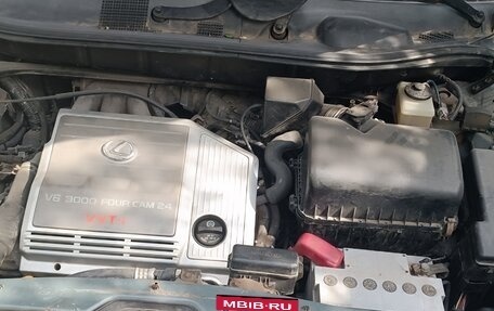 Lexus RX IV рестайлинг, 2000 год, 700 000 рублей, 5 фотография