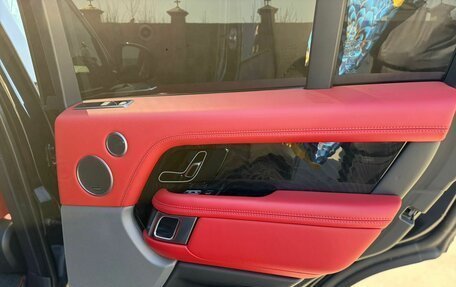 Land Rover Range Rover IV рестайлинг, 2018 год, 4 950 000 рублей, 19 фотография