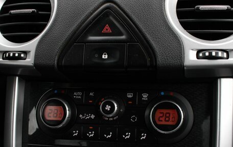 Renault Koleos I рестайлинг 2, 2013 год, 900 000 рублей, 23 фотография