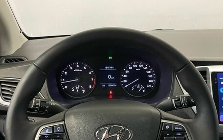 Hyundai Solaris II рестайлинг, 2017 год, 990 000 рублей, 14 фотография