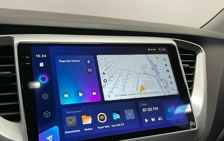 Hyundai Solaris II рестайлинг, 2017 год, 990 000 рублей, 16 фотография