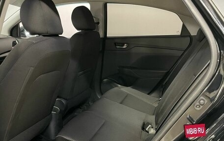 Hyundai Solaris II рестайлинг, 2017 год, 990 000 рублей, 12 фотография