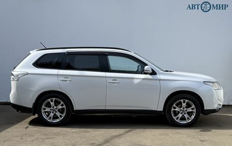 Mitsubishi Outlander III рестайлинг 3, 2012 год, 1 300 000 рублей, 4 фотография