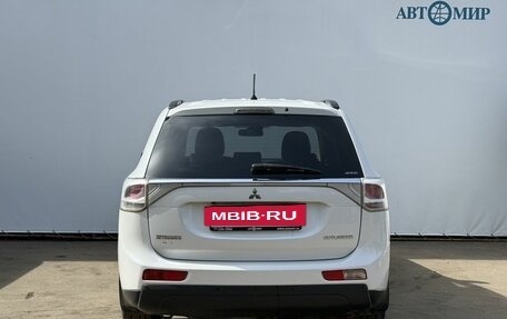 Mitsubishi Outlander III рестайлинг 3, 2012 год, 1 300 000 рублей, 6 фотография