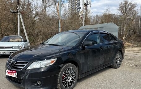 Toyota Camry, 2011 год, 875 000 рублей, 1 фотография