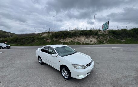 Toyota Camry V40, 2004 год, 780 000 рублей, 1 фотография