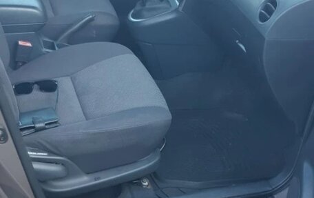 Pontiac Vibe II, 2002 год, 500 000 рублей, 9 фотография