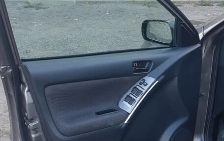 Pontiac Vibe II, 2002 год, 500 000 рублей, 8 фотография