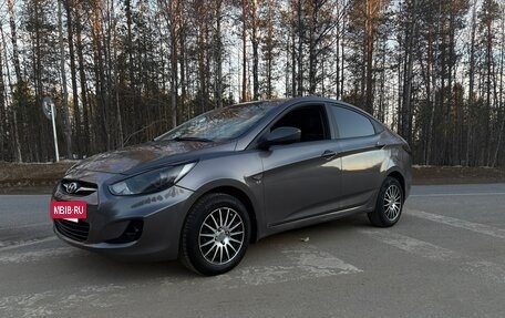 Hyundai Solaris II рестайлинг, 2011 год, 850 000 рублей, 11 фотография