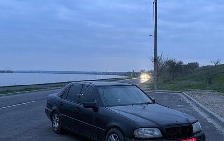 Mercedes-Benz C-Класс, 1995 год, 150 000 рублей, 3 фотография