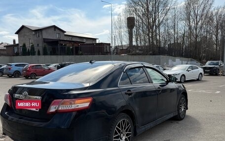 Toyota Camry, 2011 год, 875 000 рублей, 4 фотография