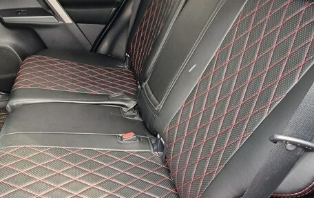 Toyota RAV4, 2018 год, 2 550 000 рублей, 6 фотография