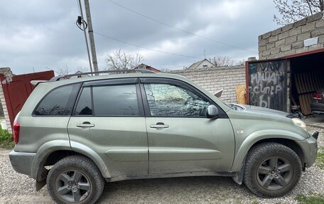Toyota RAV4, 2004 год, 590 000 рублей, 3 фотография