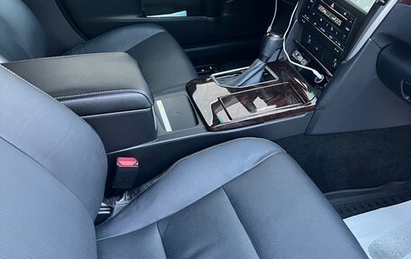 Toyota Camry, 2017 год, 2 450 000 рублей, 9 фотография