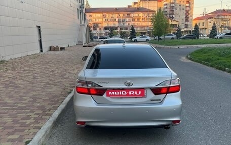 Toyota Camry, 2017 год, 2 450 000 рублей, 5 фотография