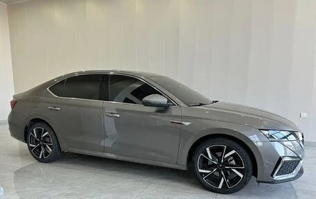 Skoda Octavia IV, 2022 год, 2 170 000 рублей, 2 фотография