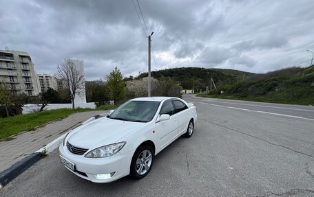 Toyota Camry V40, 2004 год, 780 000 рублей, 2 фотография