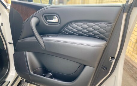 Infiniti QX80 I рестайлинг, 2018 год, 4 650 000 рублей, 25 фотография