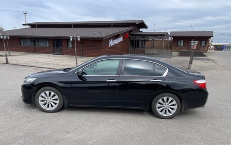 Honda Accord IX рестайлинг, 2013 год, 1 725 000 рублей, 2 фотография
