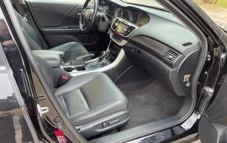 Honda Accord IX рестайлинг, 2013 год, 1 725 000 рублей, 8 фотография