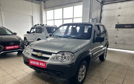 Chevrolet Niva I рестайлинг, 2014 год, 532 000 рублей, 1 фотография