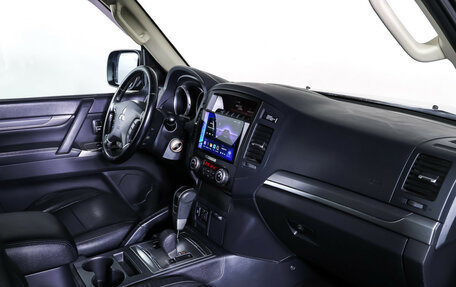 Mitsubishi Pajero IV, 2014 год, 2 590 000 рублей, 11 фотография