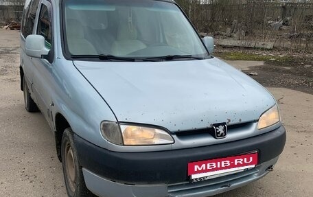 Peugeot Partner II рестайлинг 2, 2001 год, 185 000 рублей, 3 фотография