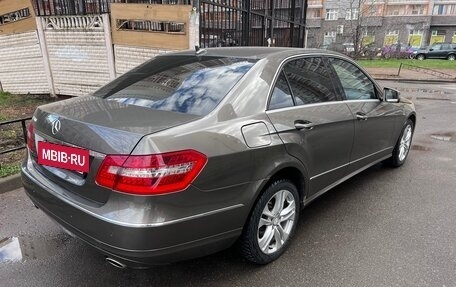 Mercedes-Benz E-Класс, 2009 год, 1 700 000 рублей, 13 фотография