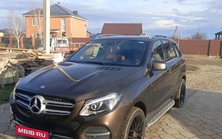 Mercedes-Benz GLE, 2016 год, 3 200 000 рублей, 3 фотография