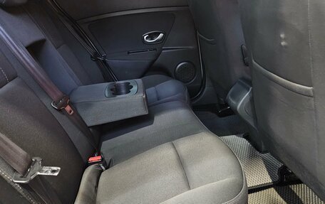 Renault Megane III, 2011 год, 550 000 рублей, 13 фотография