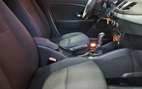 Renault Megane III, 2011 год, 550 000 рублей, 12 фотография