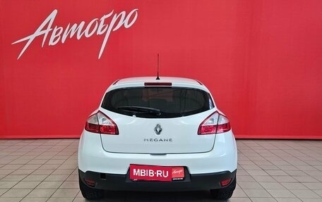 Renault Megane III, 2011 год, 550 000 рублей, 4 фотография