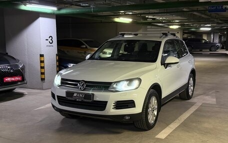 Volkswagen Touareg III, 2011 год, 1 300 000 рублей, 1 фотография