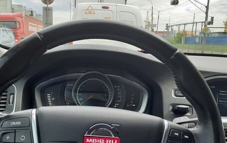 Volvo V60 Cross Country II, 2016 год, 1 900 000 рублей, 1 фотография