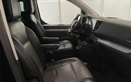 Peugeot Traveller I, 2018 год, 2 350 000 рублей, 12 фотография