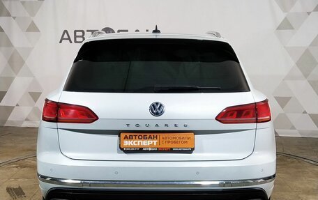 Volkswagen Touareg III, 2020 год, 4 650 000 рублей, 5 фотография