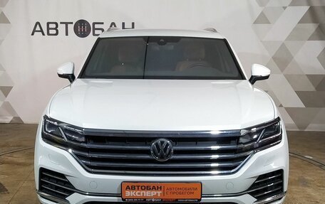 Volkswagen Touareg III, 2020 год, 4 650 000 рублей, 2 фотография