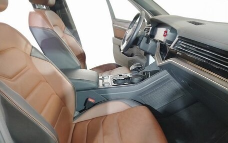 Volkswagen Touareg III, 2020 год, 4 650 000 рублей, 16 фотография