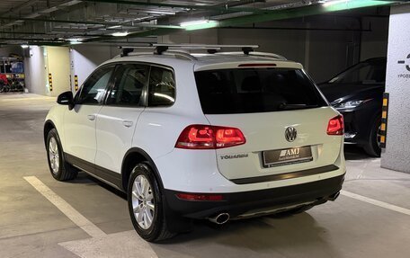 Volkswagen Touareg III, 2011 год, 1 300 000 рублей, 6 фотография