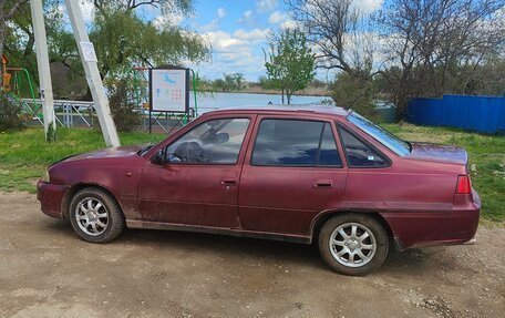 Daewoo Nexia I рестайлинг, 2010 год, 100 000 рублей, 4 фотография