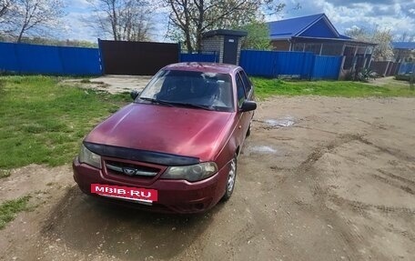 Daewoo Nexia I рестайлинг, 2010 год, 100 000 рублей, 2 фотография