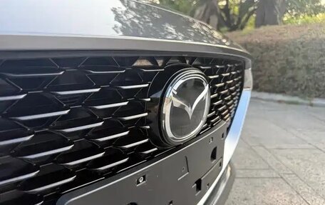 Mazda 3, 2023 год, 1 840 000 рублей, 18 фотография